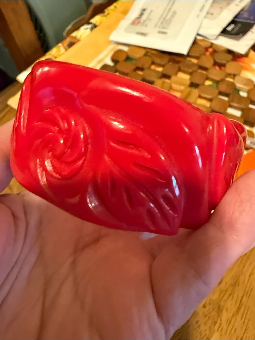 N/A bold red